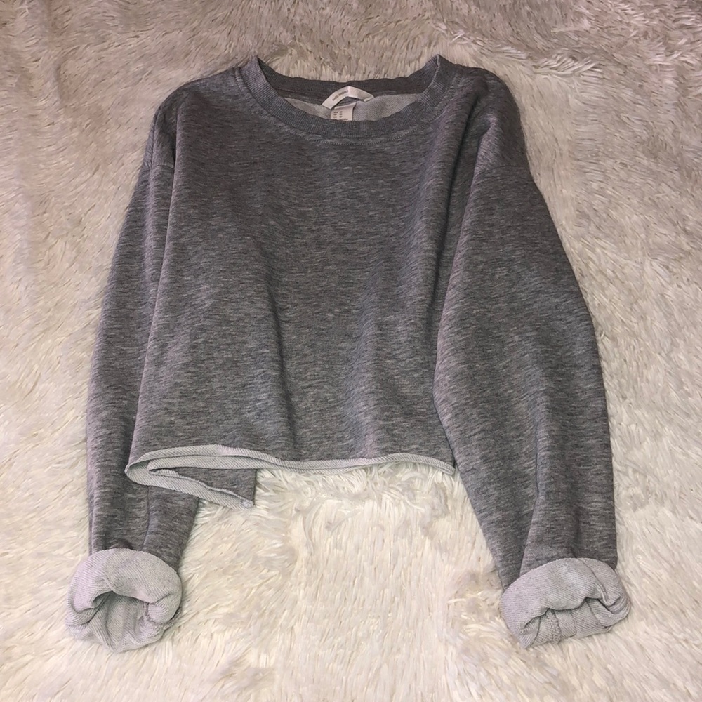 Cropped grey pullover